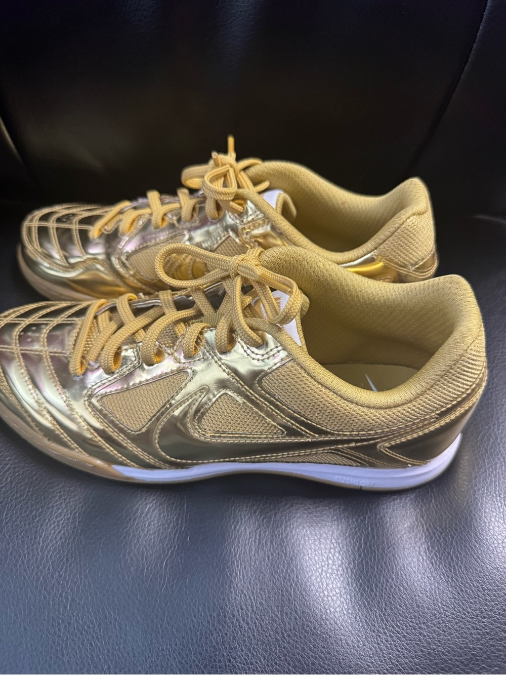 Nike Gato Liquid Gold Sneakers - Picture 3 of 6